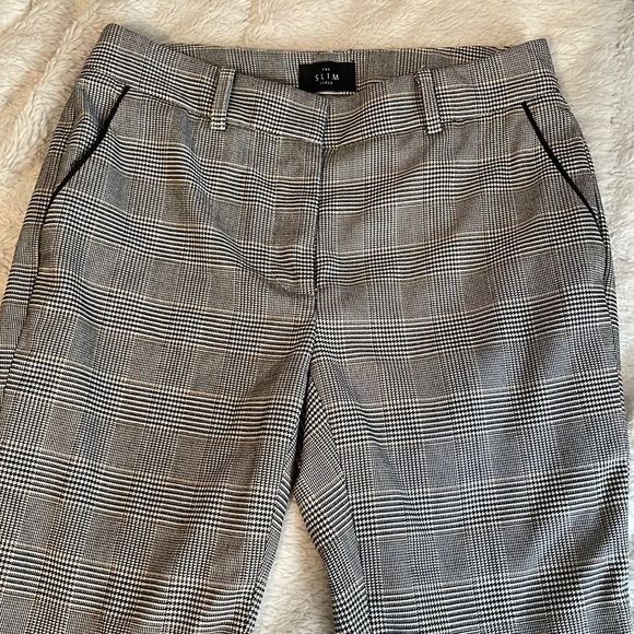 White House Black Market dress pants - Picture 2 of 5